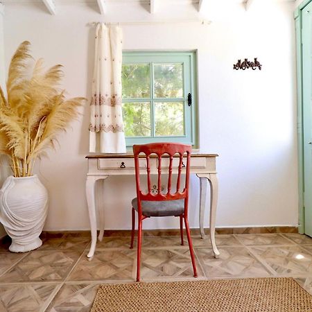 Kemerbag 29 Guest House 12 Yas Uestue (Adults Only) Бозджаада Экстерьер фото