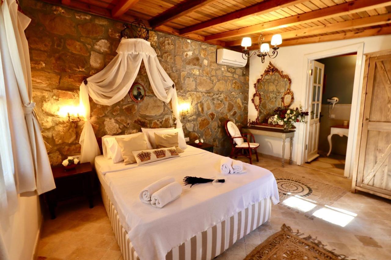 Kemerbag 29 Guest House 12 Yas Uestue (Adults Only) Бозджаада Экстерьер фото