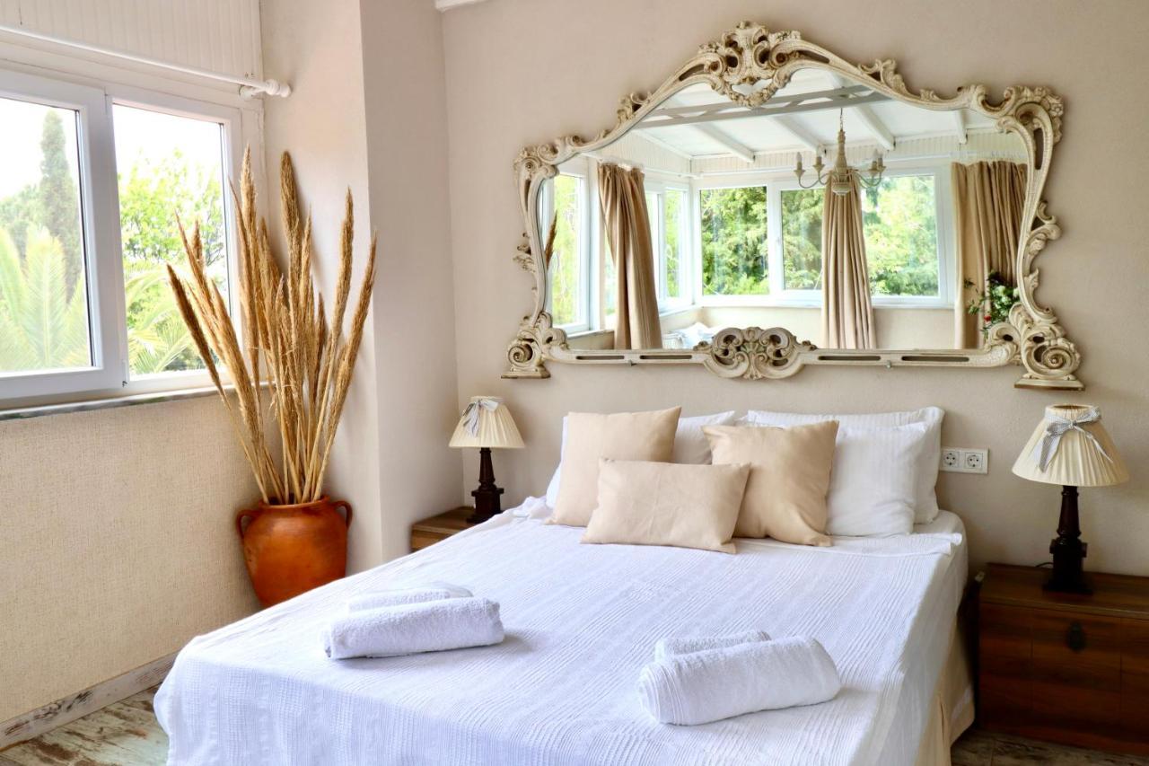 Kemerbag 29 Guest House 12 Yas Uestue (Adults Only) Бозджаада Экстерьер фото