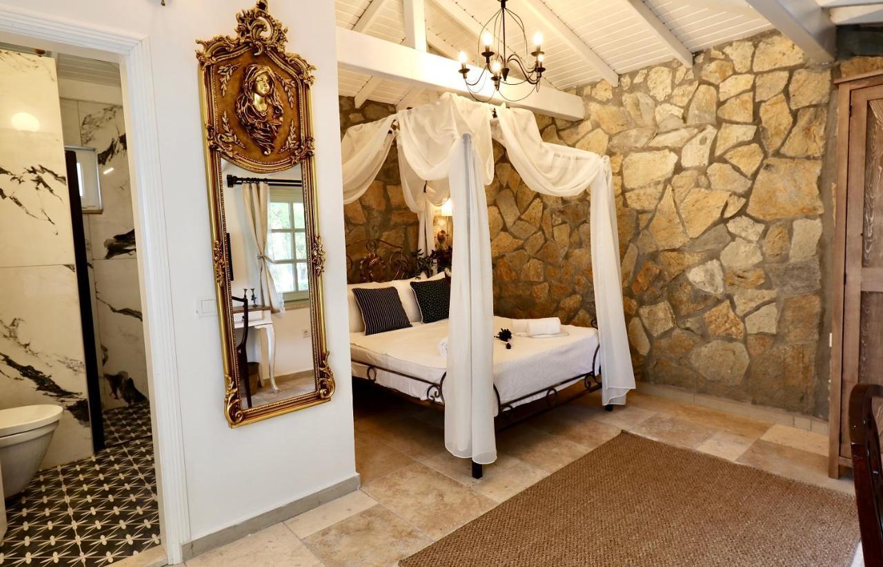 Kemerbag 29 Guest House 12 Yas Uestue (Adults Only) Бозджаада Экстерьер фото