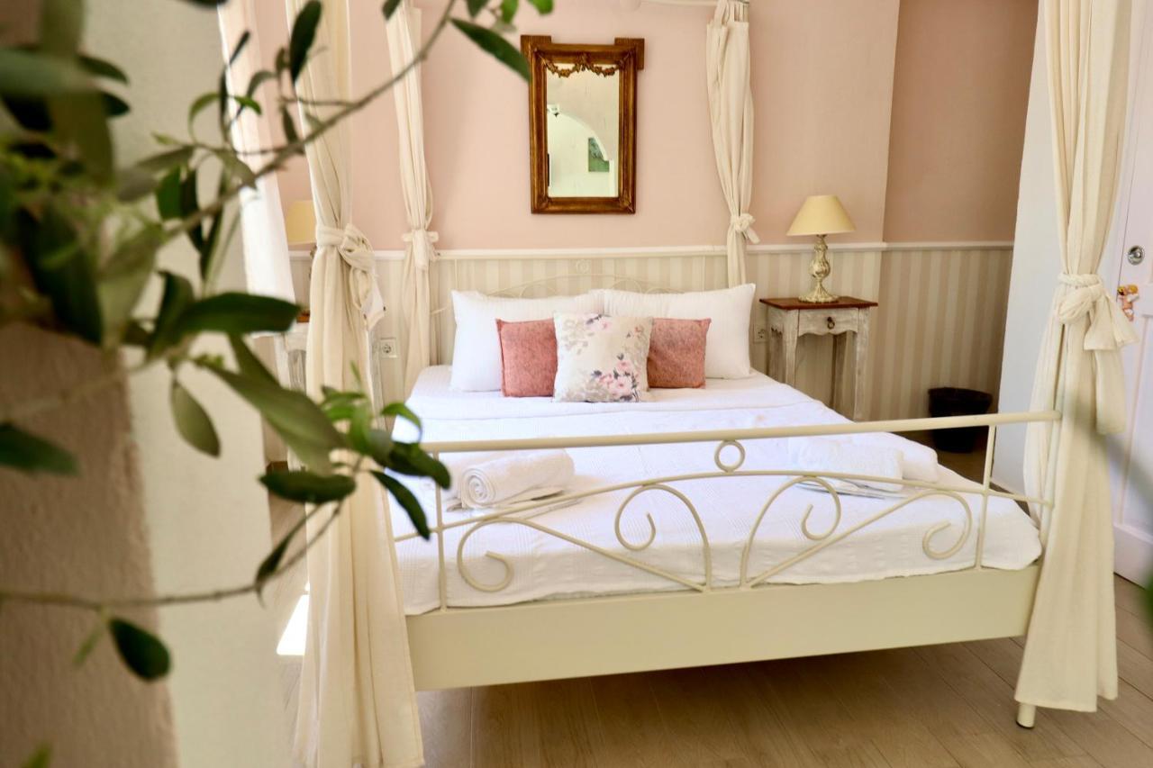 Kemerbag 29 Guest House 12 Yas Uestue (Adults Only) Бозджаада Экстерьер фото