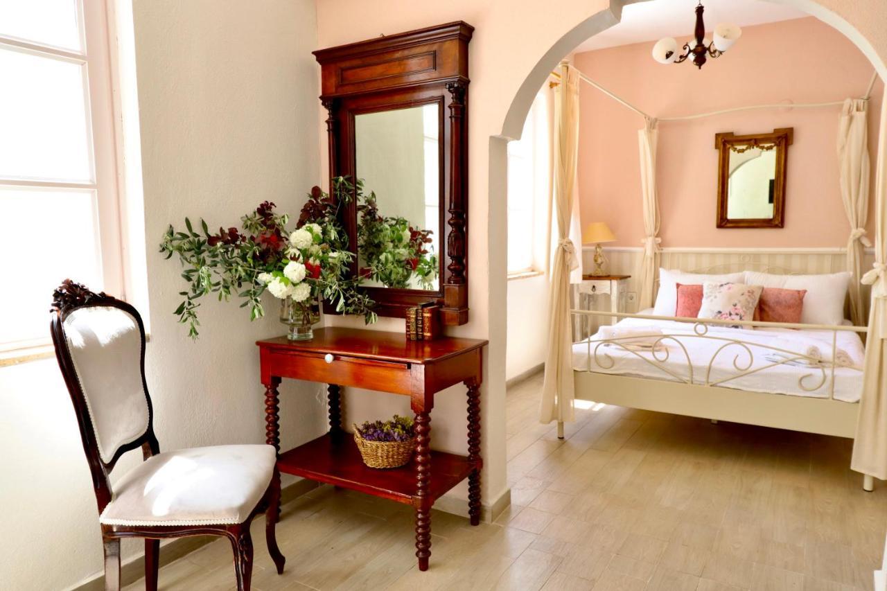 Kemerbag 29 Guest House 12 Yas Uestue (Adults Only) Бозджаада Экстерьер фото