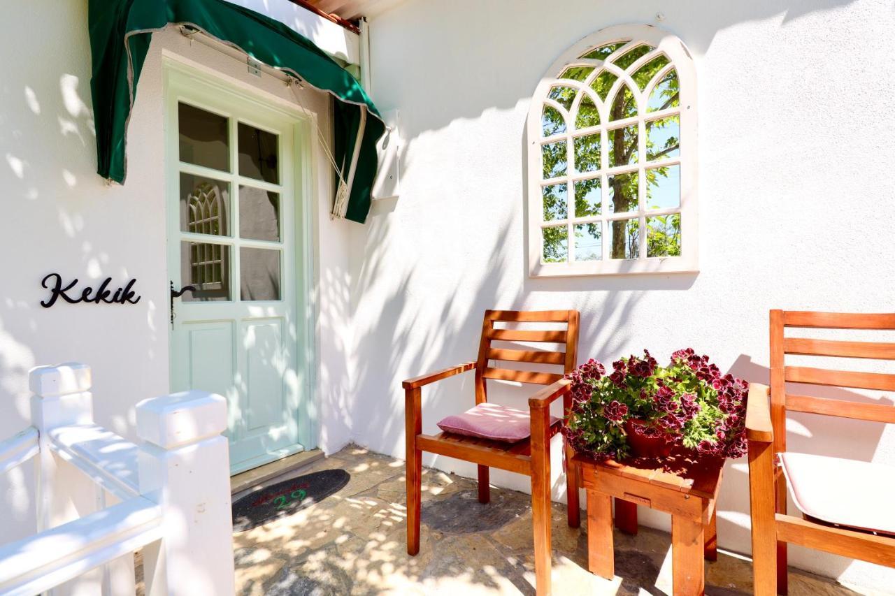 Kemerbag 29 Guest House 12 Yas Uestue (Adults Only) Бозджаада Экстерьер фото