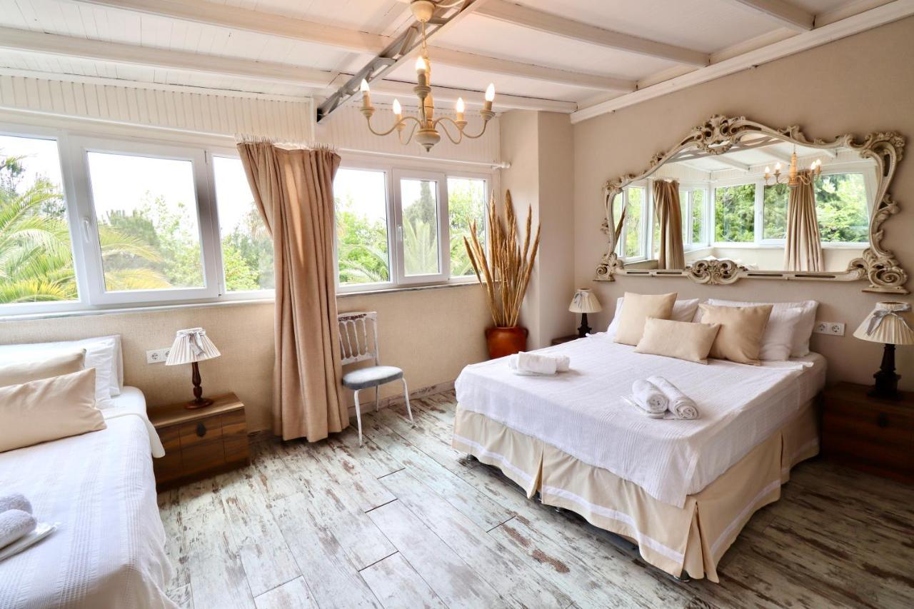 Kemerbag 29 Guest House 12 Yas Uestue (Adults Only) Бозджаада Экстерьер фото
